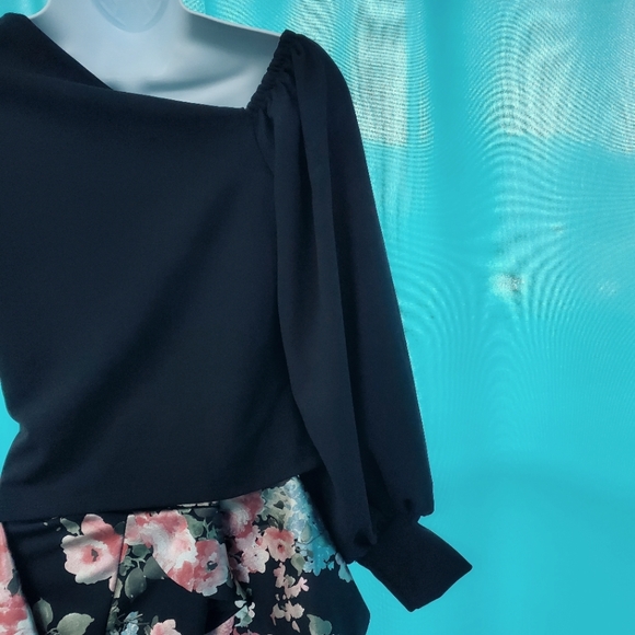 Petite Black Open Shoulder Top - Picture 4 of 6